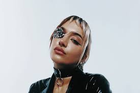 Jack Emery And Harmonee Link Up For “When I'm With You”