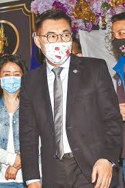 318,191 likes · 47,430 talking about this. ä¸åˆ†å€æåæ±Ÿå•Ÿè‡£å–Šæ¯5äººæ‡‰æœ‰1é'å¹´ ä¸­æ™‚æ–°èžç¶² Line Today