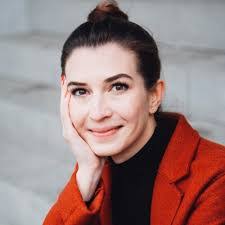 Jessica Snelling's Instagram, Twitter & Facebook