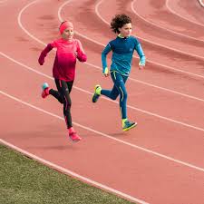 Le stress et la course à pied quand j'ai commencé à courir, je l'ai fait pour garder la forme voire l'améliorer un peu, j'avais déjà presque 50 ans. Les Bienfaits De La Course A Pied Pour Les Jeunes