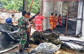 Maybe you would like to learn more about one of these? Pabrik Triplek Di Desa Tumpuk Trenggalek Terbakar Bangsa Online Cepat Lugas Dan Akurat