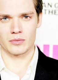 „the choice ist eine von zahlreichen verfilmungen von sparks' romanen. Pin Auf Vampire Academy Bloodlines