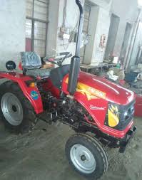 Also, farmtrac mini tractors, swaraj mini tractors, and eicher mini tractors have a loyal customer base in many parts of india. Red Below 20 Fieldmarshal Mini Tractors Fm900 Glonet Marketing Private Limited Id 7456371933