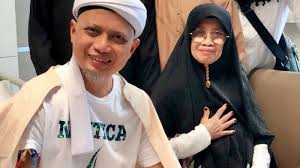 Welcome to the app, kajian ustadz arifin ilham. Sejak Dirawat Januari Lalu Ustaz Arifin Ilham Lebih Banyak Istirahat Di Rumah Tribunnews Com Mobile