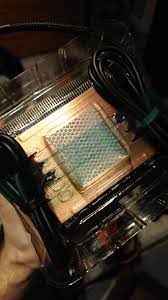 I've been doing this stuff for years and have never seen a stock cooler i'd even consider leaving on. Is This Design Dots For Thermal Paste Normal Intended 3 Other 3700x Cpus Had A Completely Filled Square Instead Amd