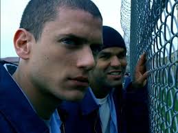 Seven years have passed, with everyone having moved on with their lives. Prison Break Pilot Tv Episode 2005 Imdb