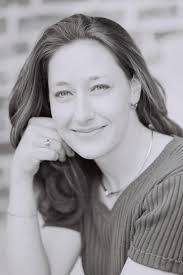 Gail Lynn's Instagram, Twitter & Facebook