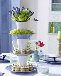 Basic table setting instructions lay the placemat on the table. 45 Elegant Table Settings Ideas For All Occasions