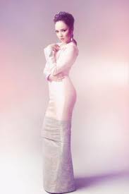 So i will dress myself a full set of baju raya w songkok tinggi (johor style) and a samping. 36 Aidilfitri Fashion Ideas Fashion Dresses Gowns