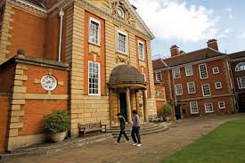 Each college or hall is made up of academic and support staff, and students. University Of Oxford College To Offer Foundation Year The News