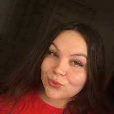 Beth Valencia's Instagram, Twitter & Facebook