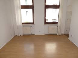Die wohnung hat 1 zimmer 1 bad 1 kellerraum 1 küche 1 diele 1 balkon aktuell bezahle ich für die wohnung 296,30 € ob die miete gleich bleibt muss mit der hausverwaltung abgeklärt werden. 1 Zimmer Wohnung Zu Vermieten Fehrbelliner Str 27 13585 Berlin Spandau Spandau Spandau Mapio Net