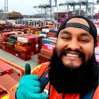 20+ "Derrick Alex" profiles