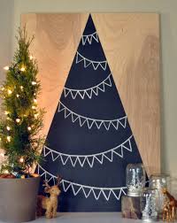 Sapin De Noel Fait Maison 10 Idees Inspirantes Blog Deco Clematc Arbres De Noel Modernes Sapin De Noel Noel Moderne