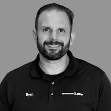 Tamaroff Nissan Staff