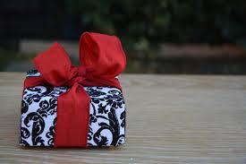 Crease your paper on all the score lines. How To Make A Gift Box Out Of Scrapbook Paper Diy Gift Ideas