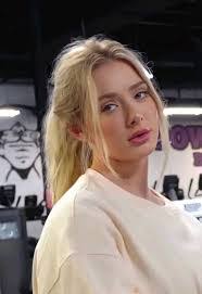 Christa Bryan's Instagram, Twitter & Facebook