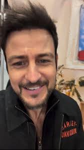 I've made this drawing a while ago, I like everything except Hiccups face  it's so damn ugly 😭