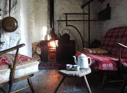 Cottage As Seen In World Of Interiors Houses For Rent In Carmarthen Irish Cottage Interiors Rustic Cottage Cottage Fireplace