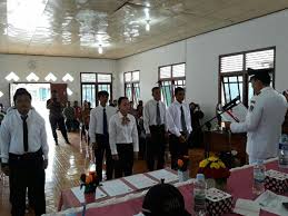 Bisa digunakan untuk persiapan acara 17 agustusan atau acara resmi lain. Kapolsek Mandor Hadir Undangan Pelantikan Perangkat Desa Sala Tiga Kecamatan Mandor Landaknews Com
