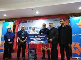 Untuk yang tipe pelajar bisa bawa kartu pelajar. Bank Rakyat Giat Santuni Golongan Memerlukan Khususnya Pelajar Utusan Borneo Online