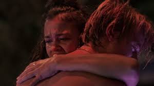 Jj, kiara et pope se retrouvent donc entraînés dans une. Jj And Kiara Outer Banks Youtube