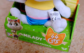 Mikaal visits the toy store at the dubai mall to meet his favorite characters from 44 cats, lampo and milady. 44 Cats Toys Range Review Run Jump Scrap