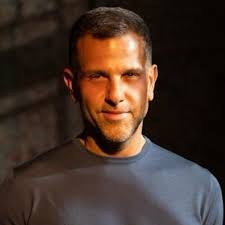 Alexandre Birman é eleito a 'Personalidade do Ano' pela Brazilian-American  Chamber of Commerce