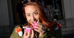 Stoners search for $30K in drug vouchers at wild Easter egg hunt