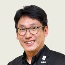 Chris Yap's Instagram, Twitter & Facebook