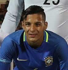 2 de 3 guilherme arana desembarca em bh para assinar com o. Guilherme Arana Wikipedia