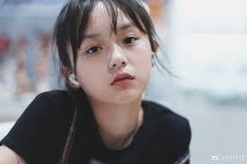 Tiểu mỹ nhân từng sánh vai bên Triệu Lệ Dĩnh