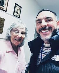 Kristine Hickman's Instagram, Twitter & Facebook