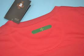 Ein weiteres highlight auf dem trikot ist das wappen. Portugal 2010 World Cup Home Vintage Jersey Free Shipping