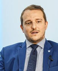 Passeri, progetto Cantù «Padroni di noi stessi»