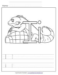Your students will have to identify all the objects that start with the letter i and color them. Letter I Worksheets Recognize Trace Print