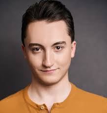 Matthew Hommel's Instagram, Twitter & Facebook