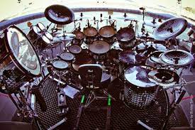 As martin kielty of louder reports, joey jordison was moved aside from slipknot in december 2013. Joey Jordison Drum Kit Slipknot Metal Drum Drums Drum Kits