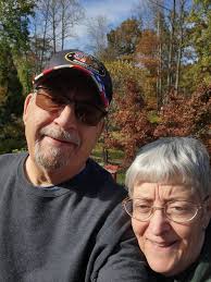 Introduction and friendship in a social media community