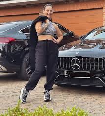 Meet Lais Moraes: The blogger and influencer whos married to Ederson —  Tribuna.com