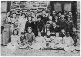 1896 photo of the children of Radnor School