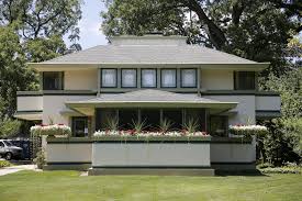 It was another wedding gift from warren furbeck to one of his sons. Art Object Or House Frank Lloyd Wright Homeowners Talk About What It S Like Chicago Tribune