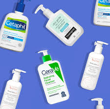 When you have rosacea, you need to be very careful with your choice of skincare products. 9 Best Face Washes For Dry Skin 2021