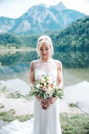 Aljona Liam Pastellene Trauung Am See Melanie Wirth Http Www Hochzeitswahn De Inspirationen Aljona Liam Pastellene Trauun Trauung Hochzeitskosten Hochzeit