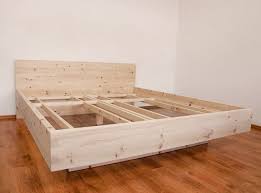 Zirbenbett Mit Ruckenlehne Aus Massivholz Handmade In The Alps 3 299 00 Diy Bett Bett Selber Bauen Holzbetten