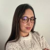 Violeta Corral's Instagram, Twitter & Facebook