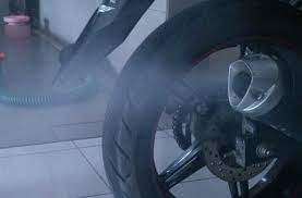 Mau tanya gan, motor saya new jupiter mx. Sudah Turun Mesin Tapi Masih Ngebul Ini Sebabnya Mobimoto Com