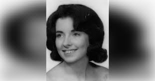 Obituary information for Patricia Calhoun Carman