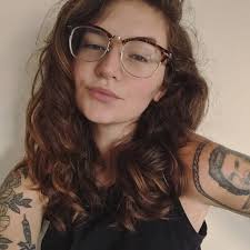 Ellen Jane (@talkingbreads) • Threads, Say more