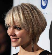 Eye Pencil In Black And Discrete Make Up On Smiling Blonde Woman With Bowl Like Haircut An Hair Styles 2014 Short Bob Hairstyles Short Layered Bob Haircuts
